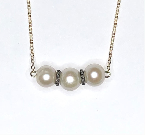 Pearls and Diamonds Necklaces (w)
